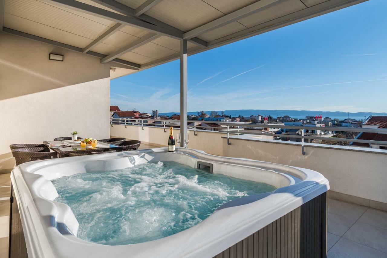 Penthouse Felicita Apartman
